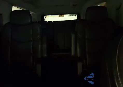 2018 Cadillac Escalade Esv Luxury z USA, uszkodzony, nr VIN 1GYS4HKJ4JR101583